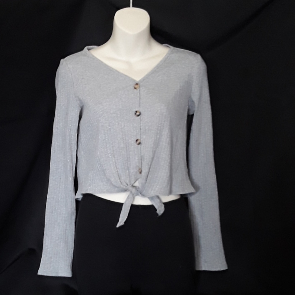 I am selling a grey crop top